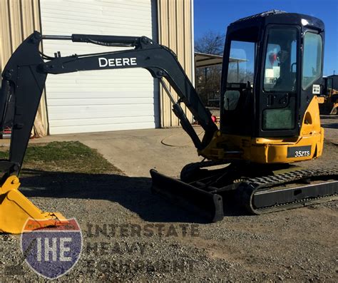 gross wieght of 2003 john deere 035 zts mini excavator|john deere 35 zts depth.